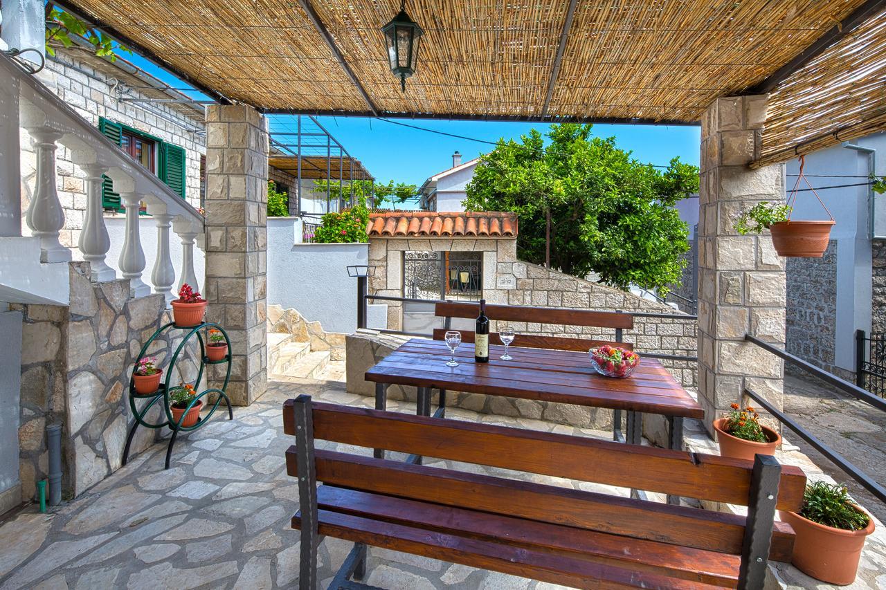 Apartman Kunjic Krimovica Exterior photo